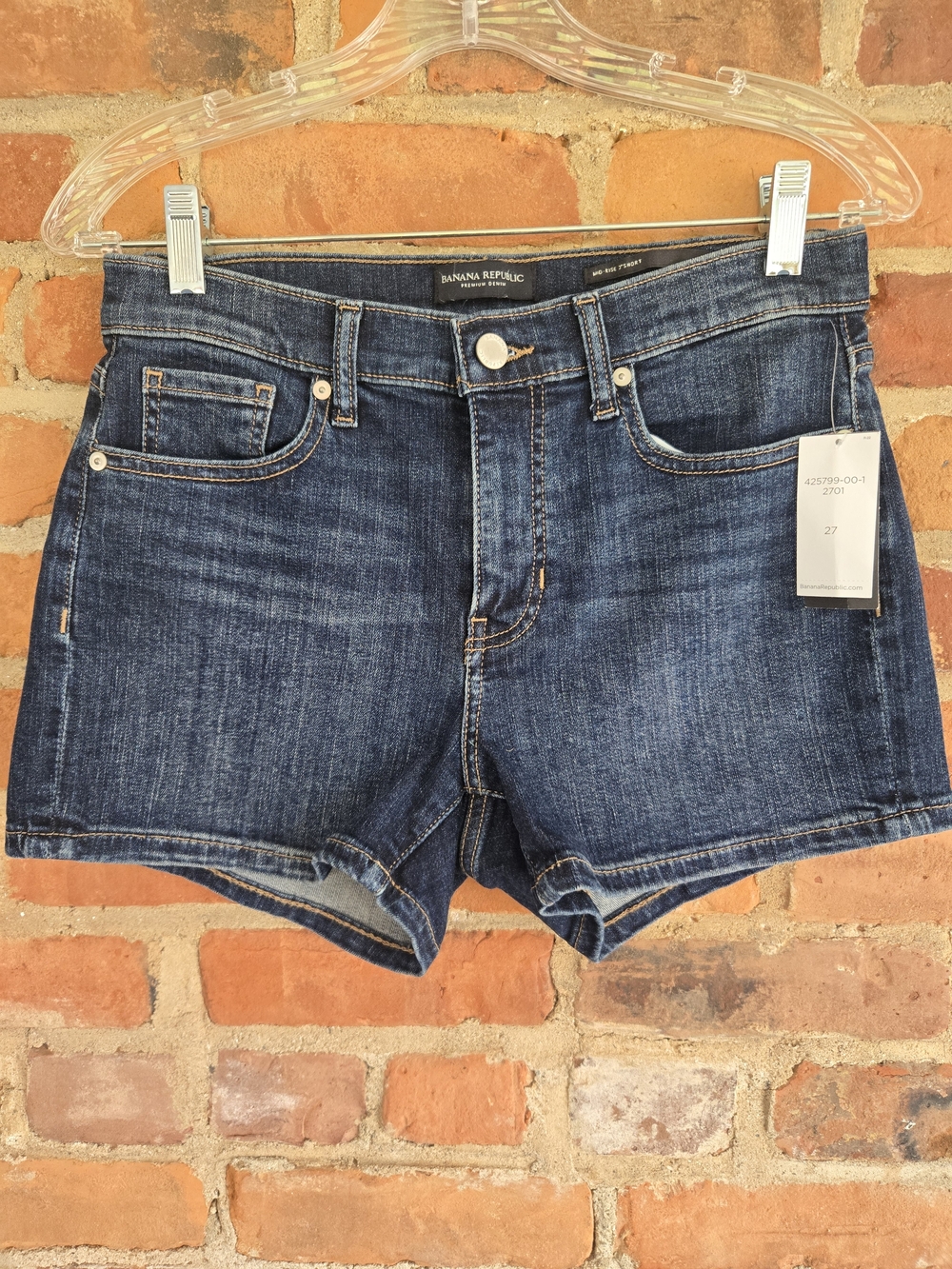 Banana Republic Indigo Denim 3.5 Length Shorts